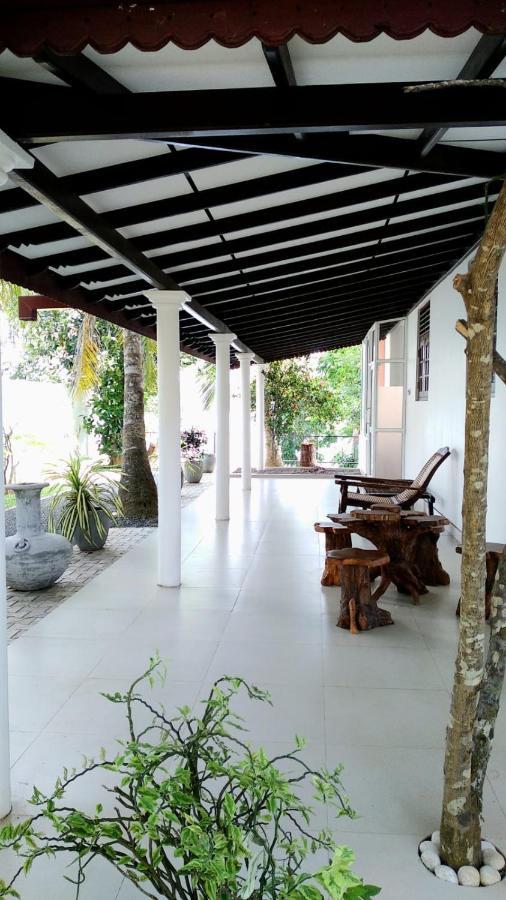 Villa Araliya ฮิกคาดูวา ภายนอก รูปภาพ